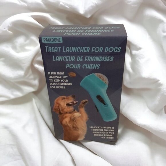 ⭐️HOST PICK⭐️Treat Launcher  for Dogs and Cats NEW - Picture 1 of 4